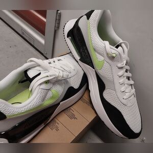 New Men's  Nike Air Max Systm Size 13 NWT